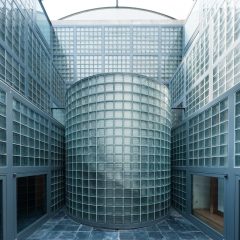 ガラスブロックの家